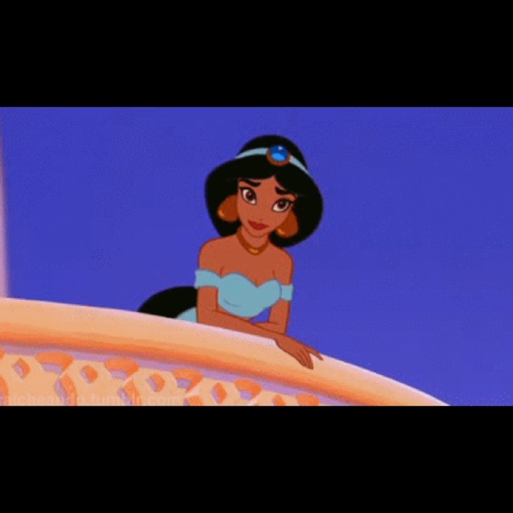 Meet your Posher, Deepika